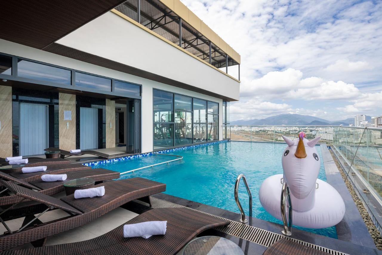 Hotel Miracle Luxury Nha Trang Exterior foto