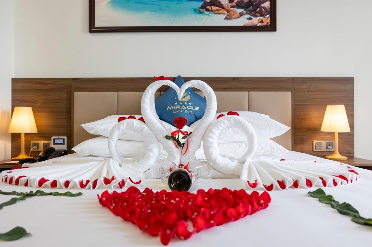 Hotel Miracle Luxury Nha Trang Exterior foto