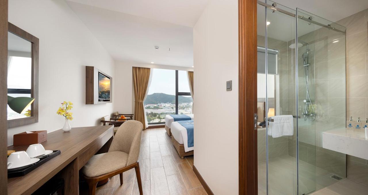 Hotel Miracle Luxury Nha Trang Exterior foto