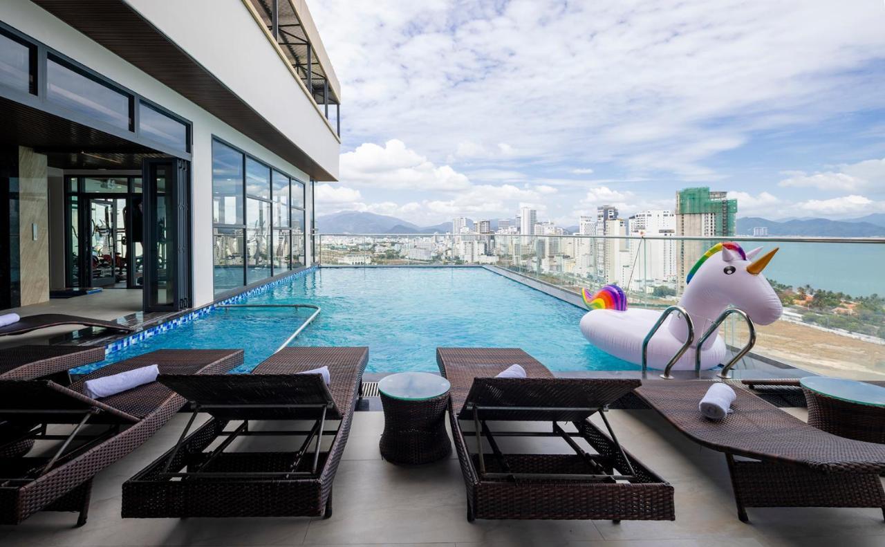 Hotel Miracle Luxury Nha Trang Exterior foto