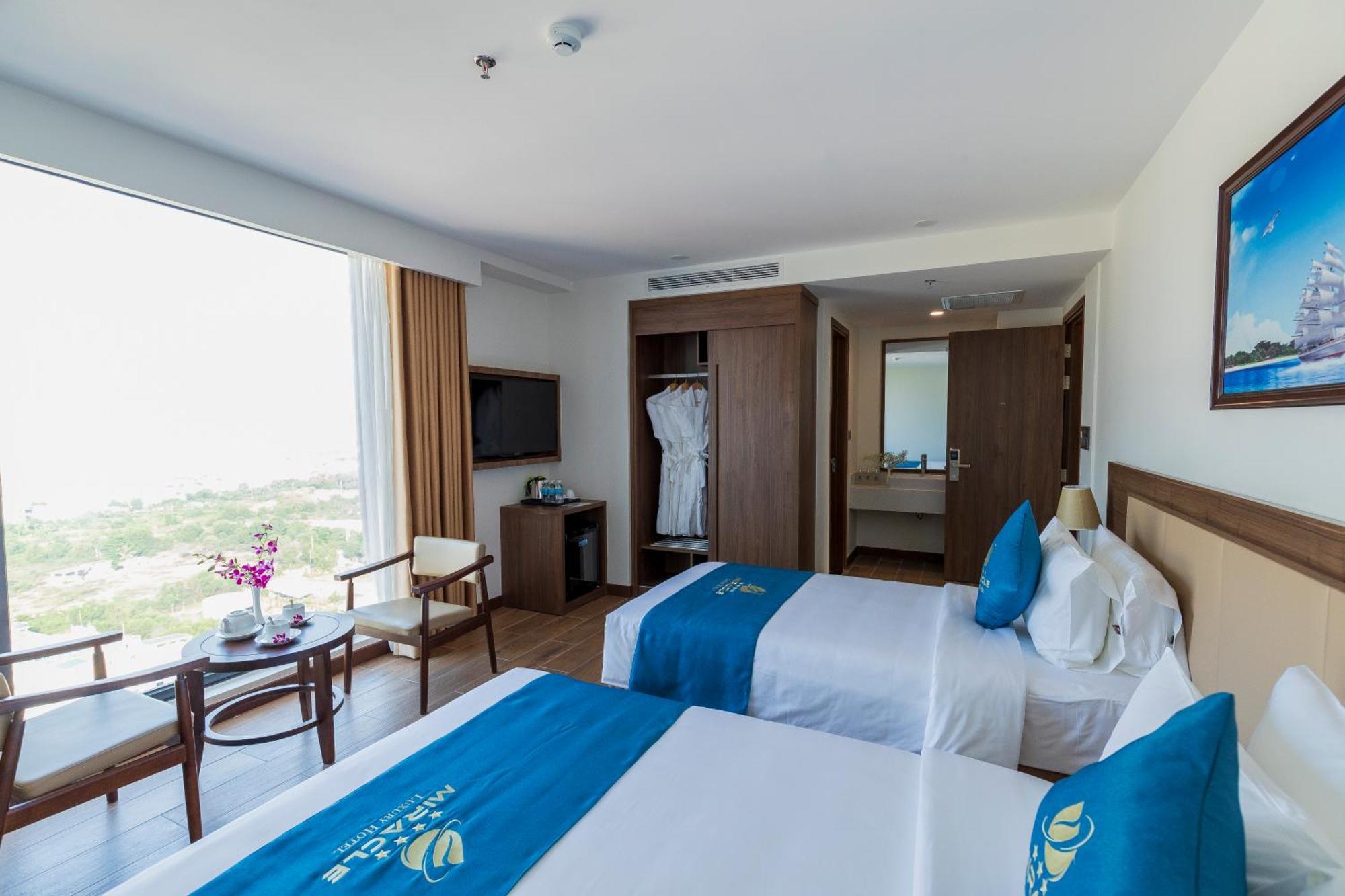 Hotel Miracle Luxury Nha Trang Exterior foto