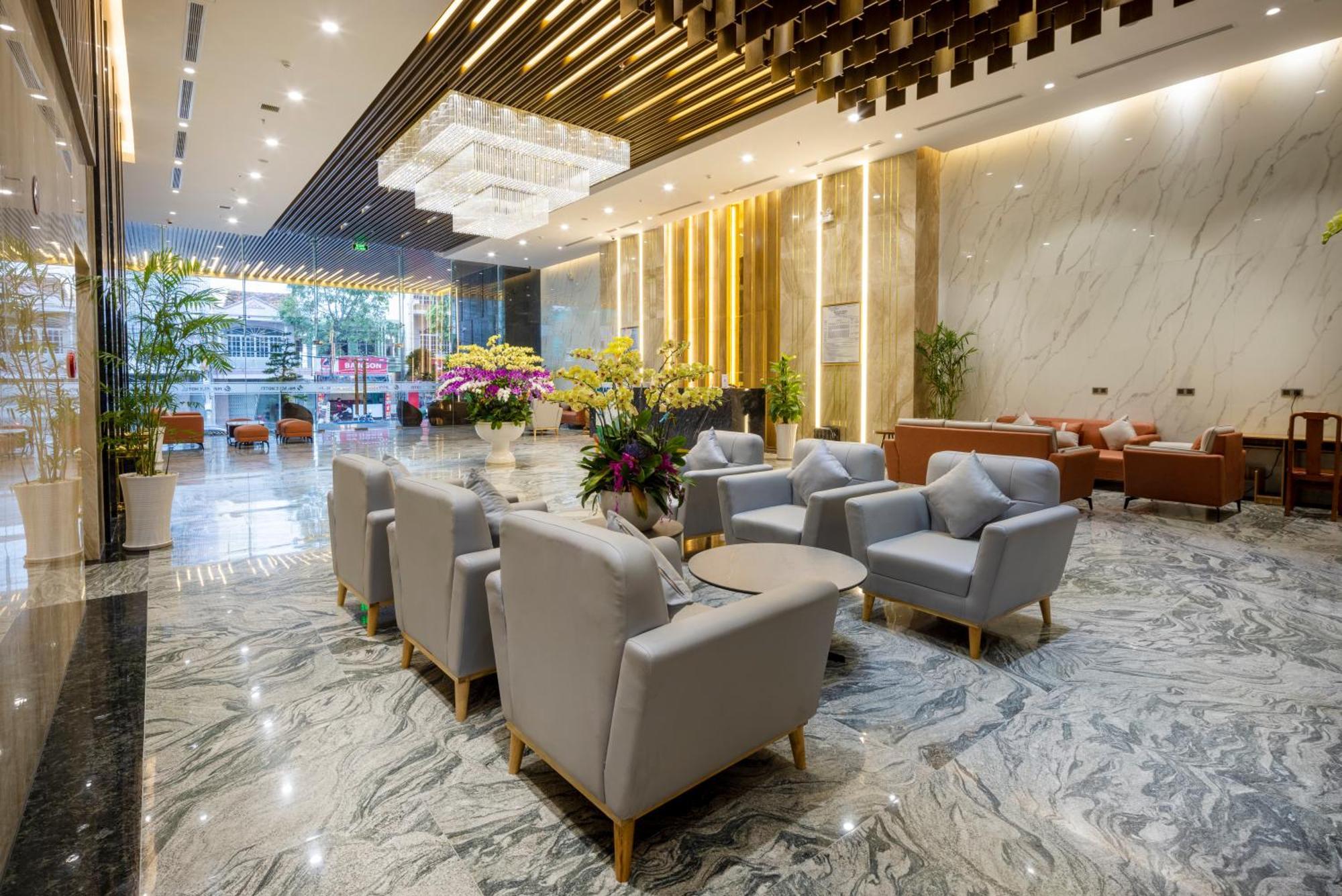 Hotel Miracle Luxury Nha Trang Exterior foto